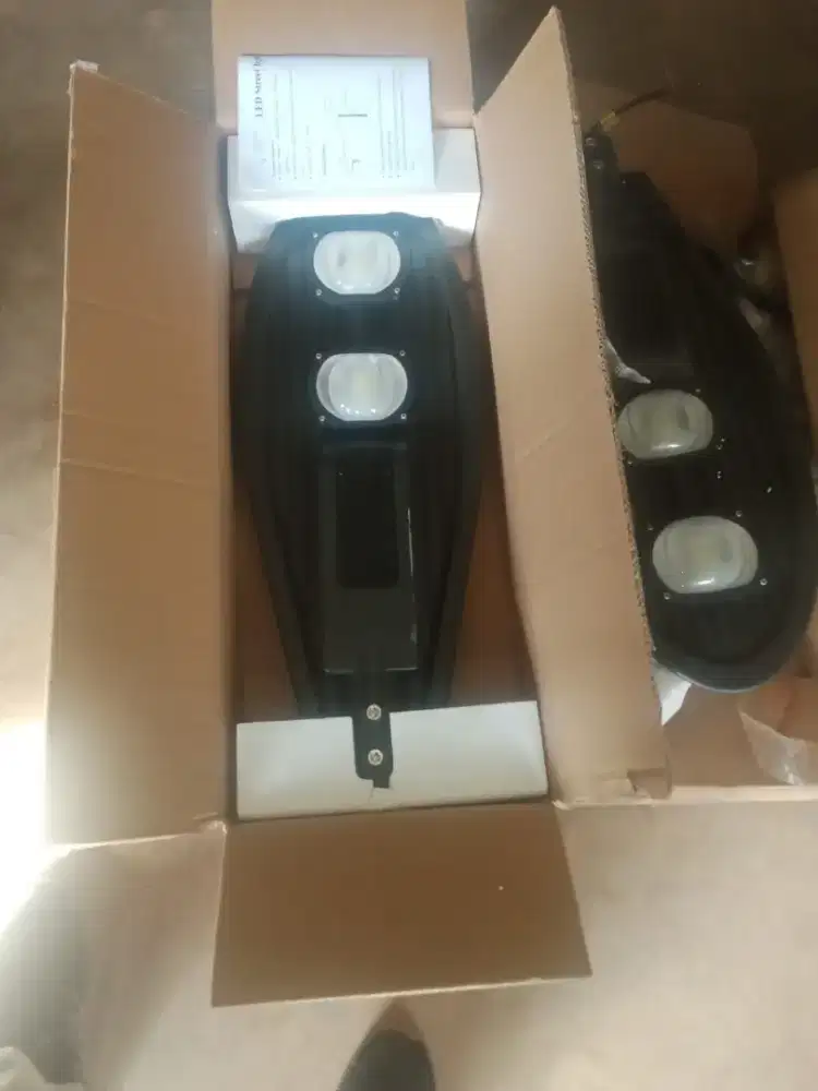 Lampu jalan PJU 100 Watt Merk Bright Lite