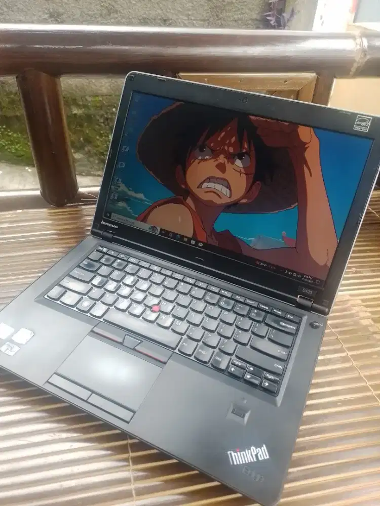 Laptop Lenovo E420 ( i5 + ssd 240 gb )