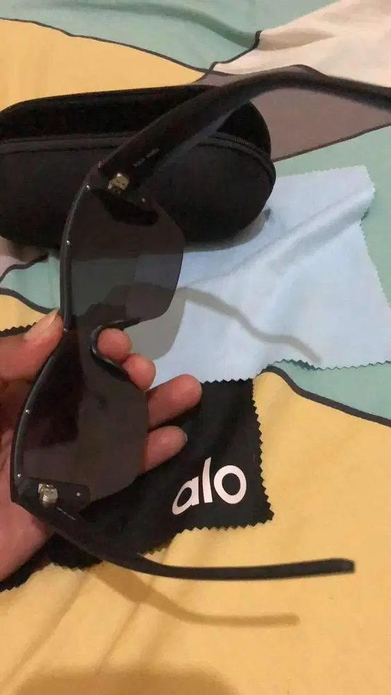 Sunglass ALO pria / wanita