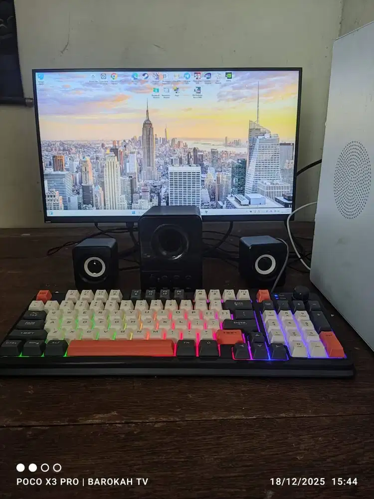 Jual Rugi Santai 1 set Home Gaming PC i7-4770 RAM 10GB  HDD SATA 500GB