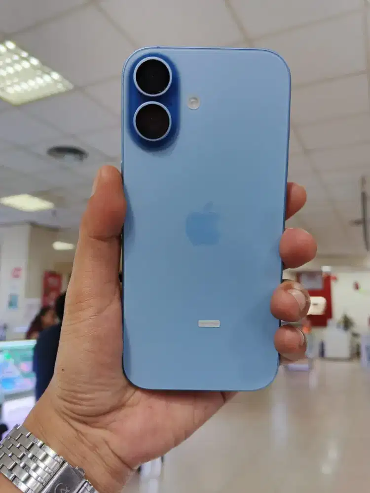 iPhone 17 Bassic 256 Blue Garansi iBox on BH 100