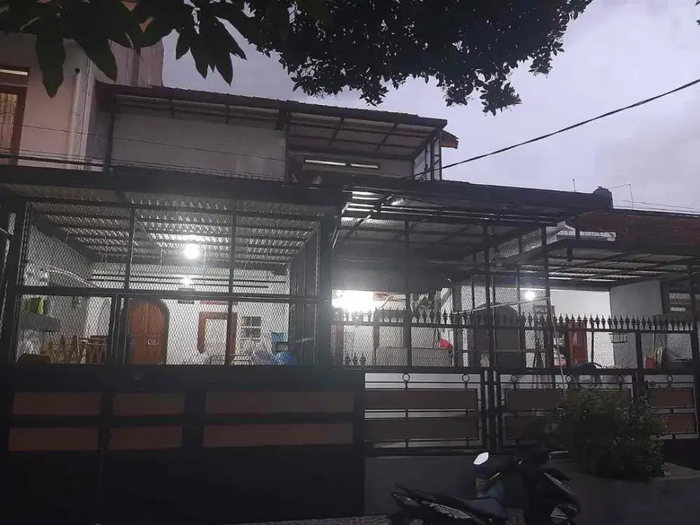 Rumah minimalis siap huni 2 lantai komplek arcamanik endah kota bandung