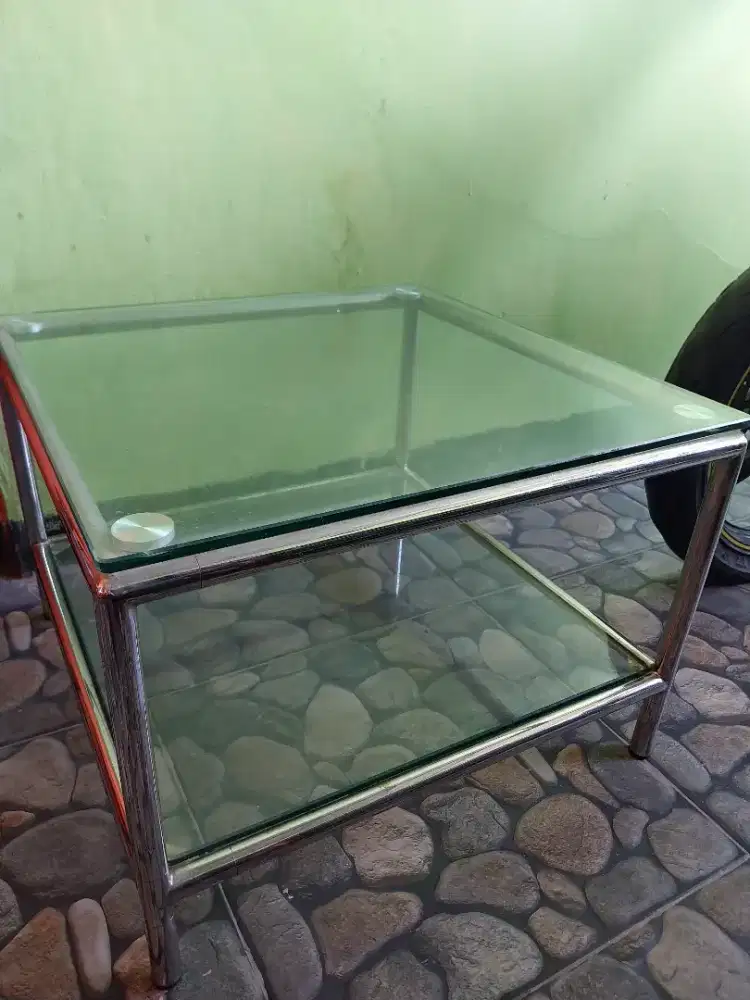 Meja kaca made in Informa