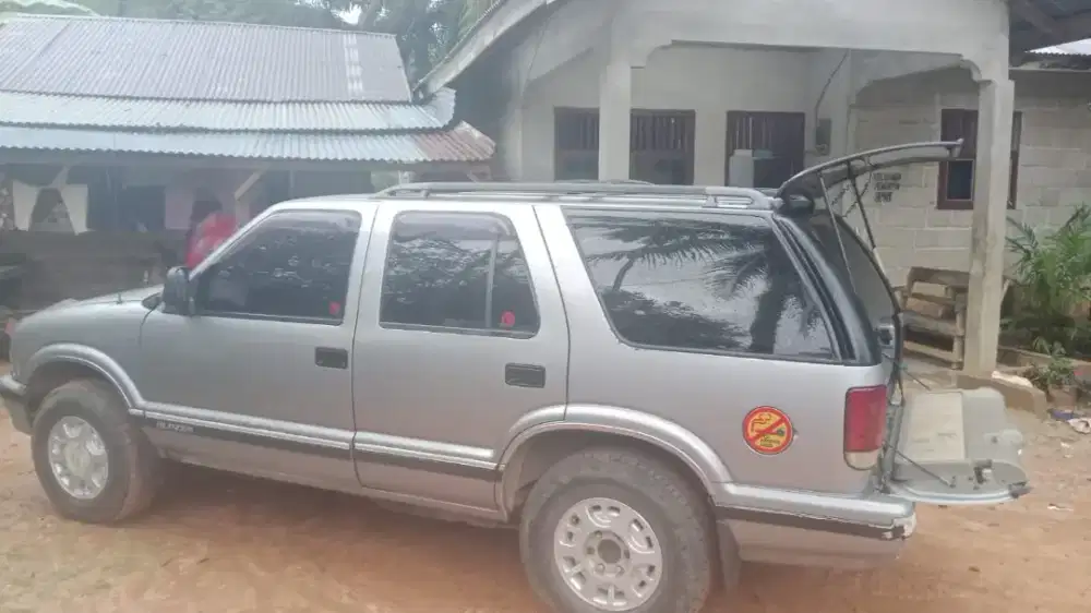 Silahkan di tawar unit blazzer nya