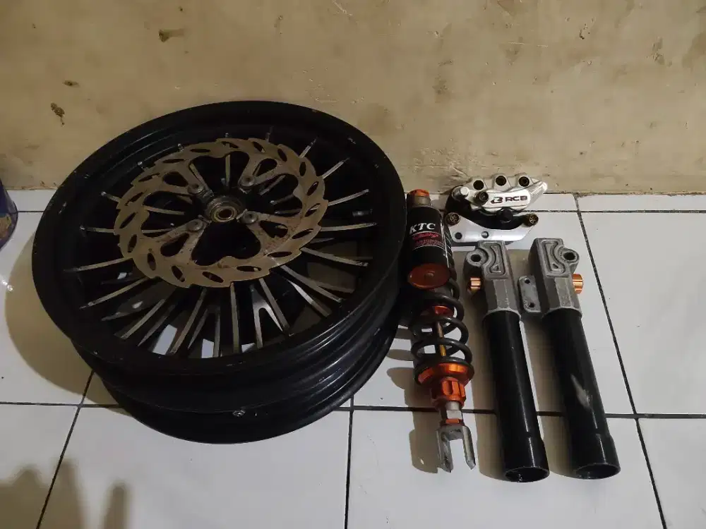 Vario Pelek Ring 14, Sok depan Belakang dan Cakram