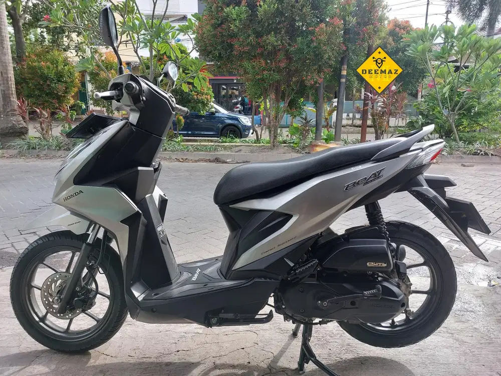 (DP 300)‼️ Plat B DKI JakBar Beat Deluxe CBS ISS Silver 2021
