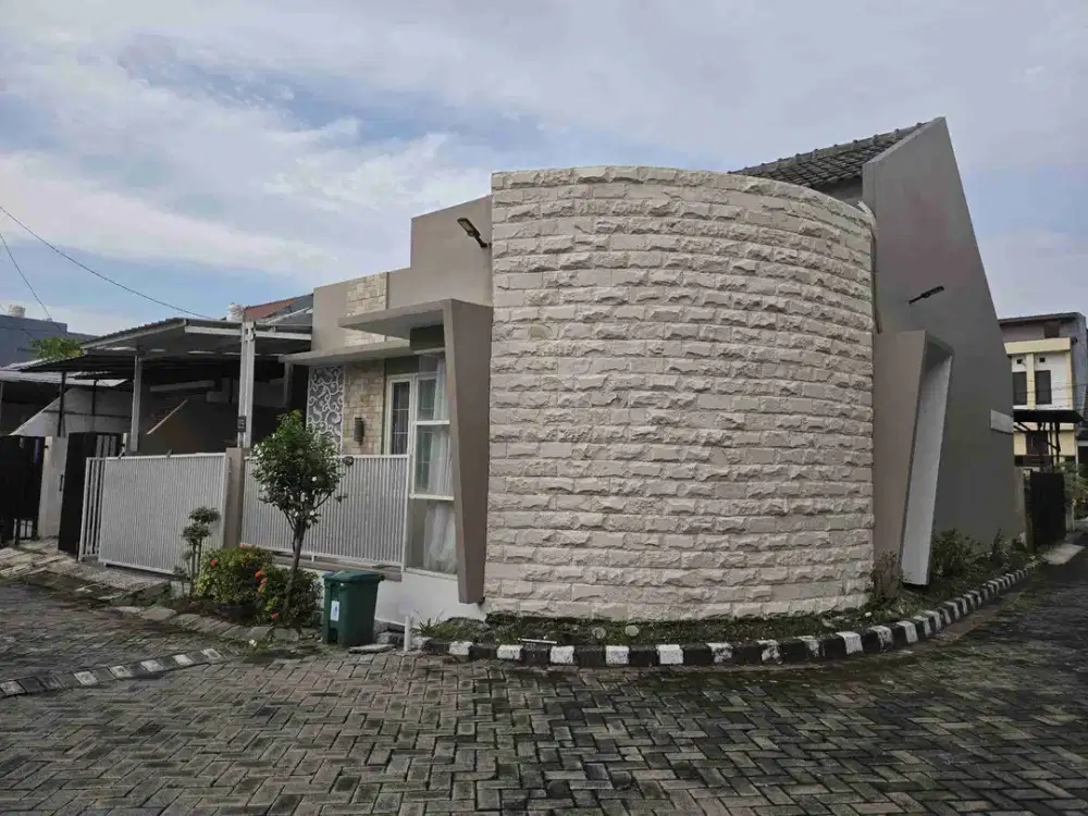 Rumah Hook Full Furnish siap Huni di Perum Sukolilo Dian Regency, Sby Timur