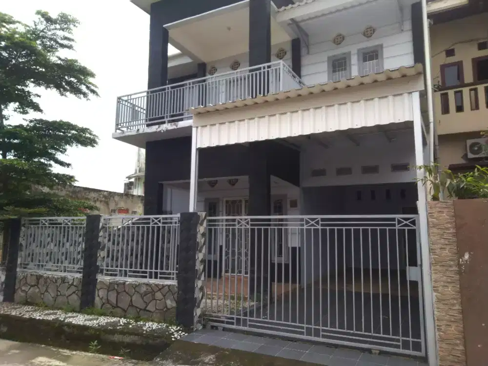 Rumah disewakan , di Bukit baru 2 palembang.