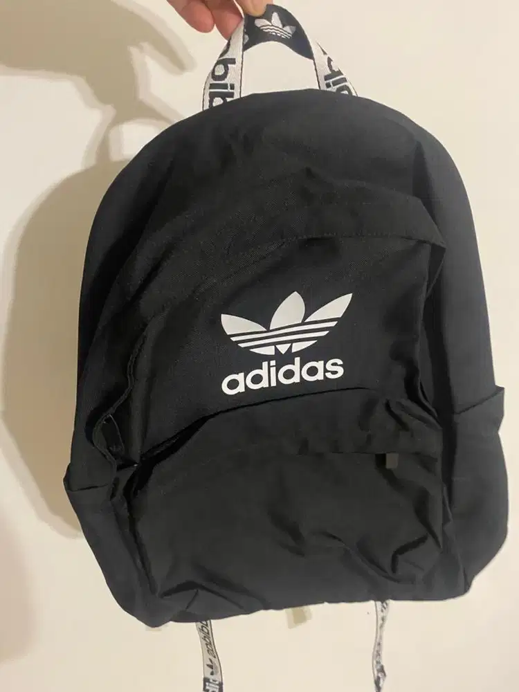 Preloved Tas Adidas Adicolor