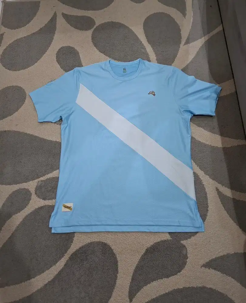 Preloved Tracksmith Van Cortland Tee