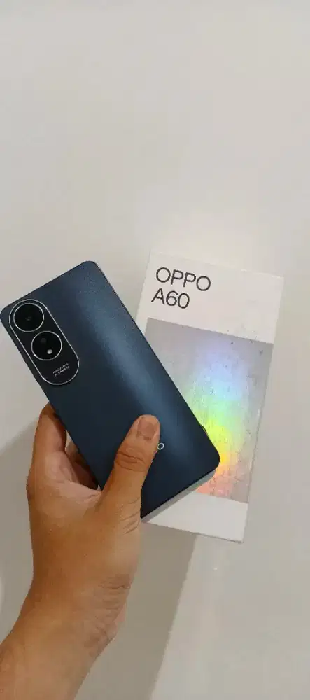 BUTUH UANG OPPO A60  RAM 8/256