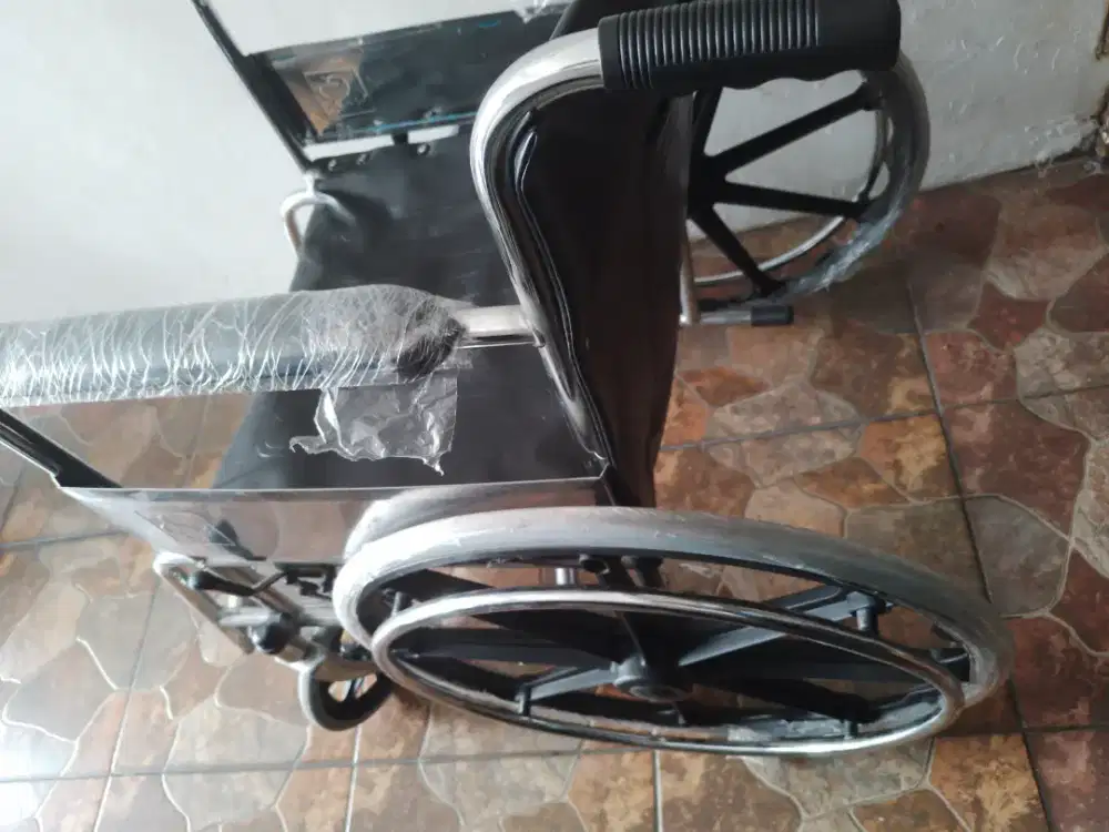 Kursi roda kondisi normal