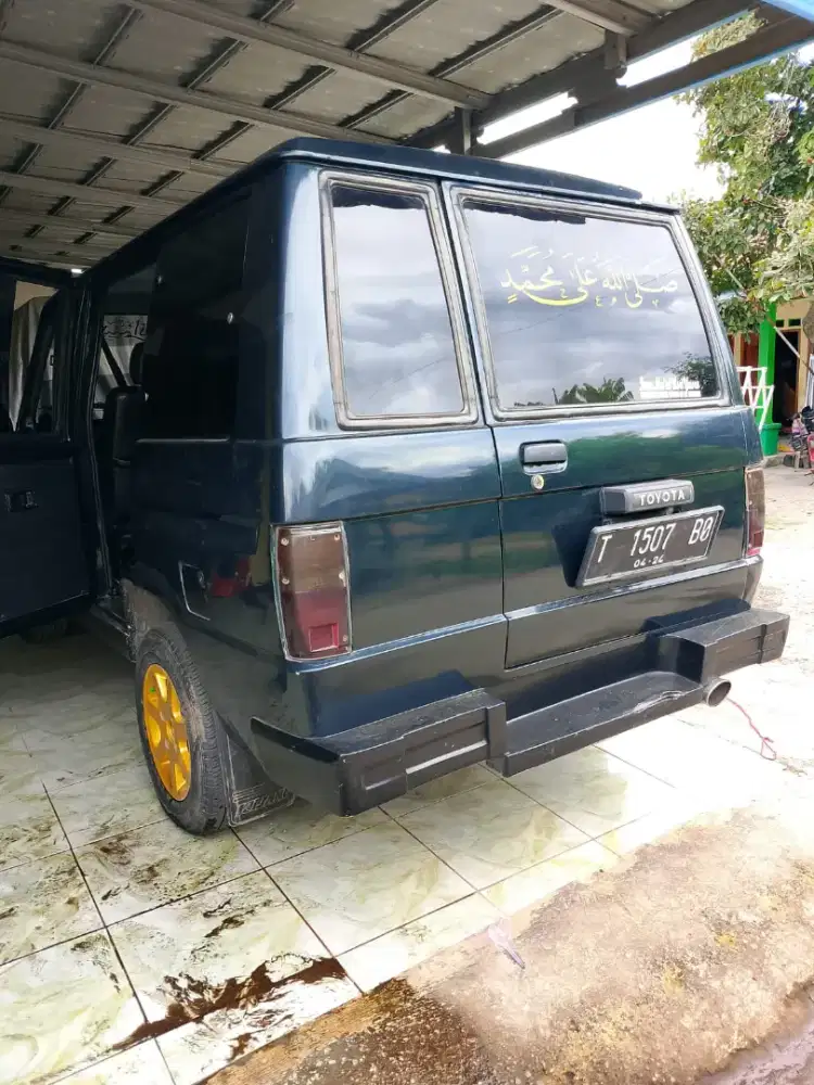 Jual mobil kijang murah BU