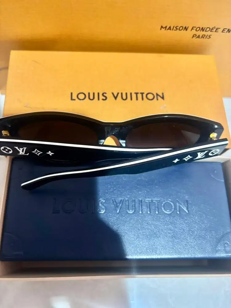 kacamata louis vuitton