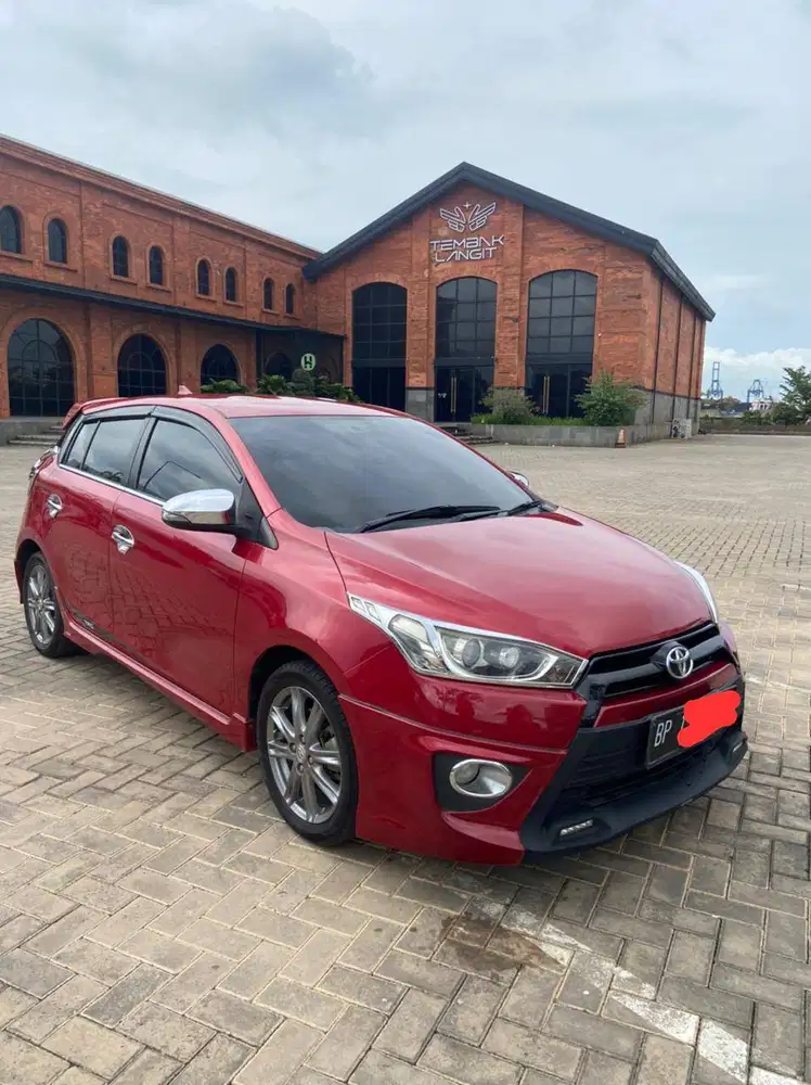 #BATAM DIJUAL MOBIL Toyota YARIS TRD matic 2015