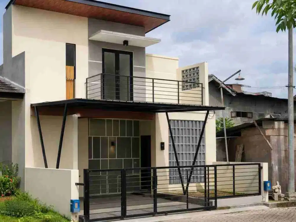 Hunian 2 Lantai Unit Pojok Eksklusif di Bandulan, Kota Malang