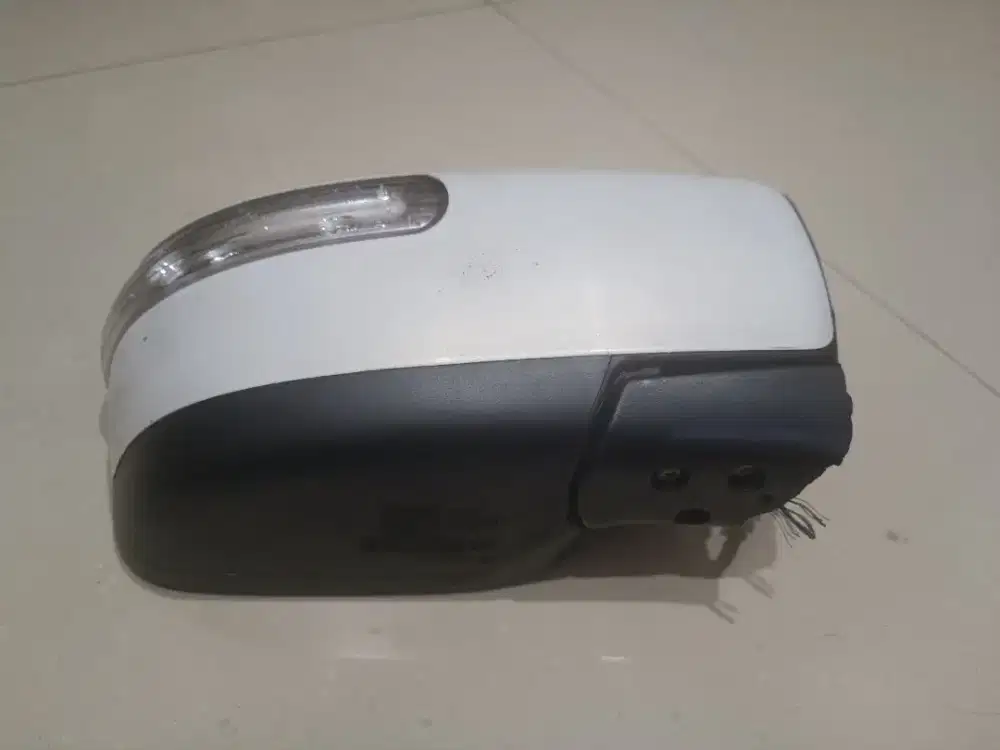 Spion kanan mazda biante 2014