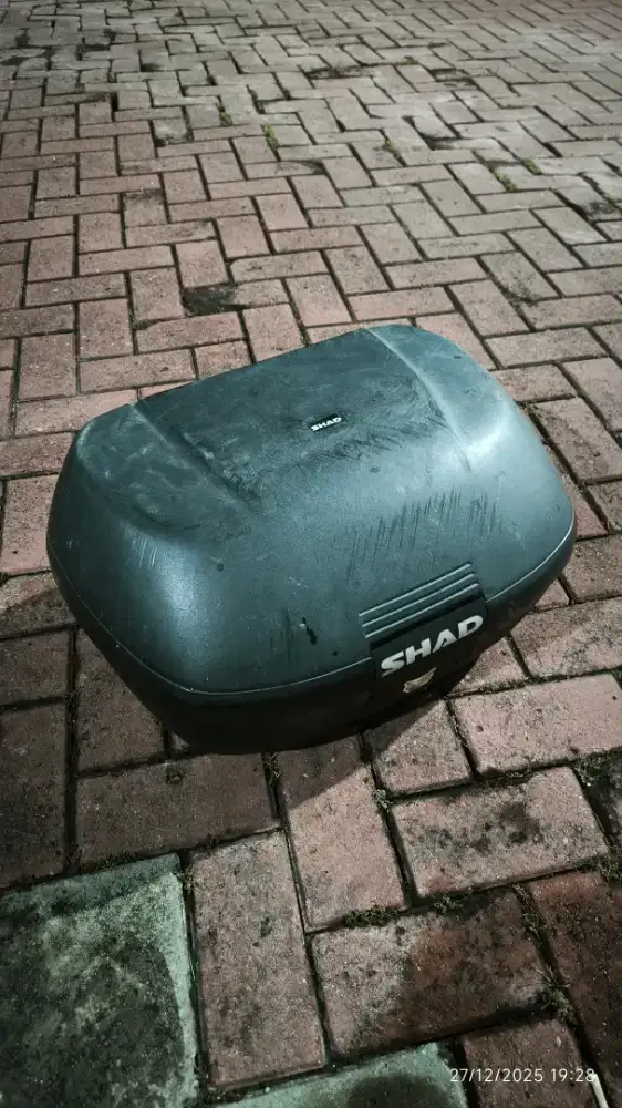 Box motor Shad SH42 bekas jatoh