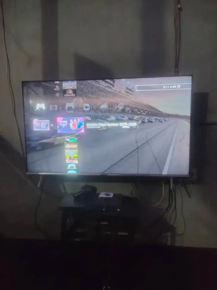 PS3 & tv coocoa 43 rental PlayStation