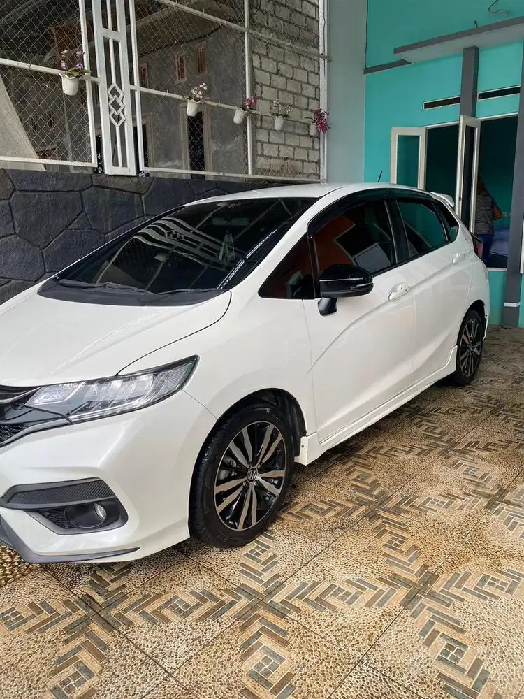 HONDA JAZZ RS M/T 2019 Facelift