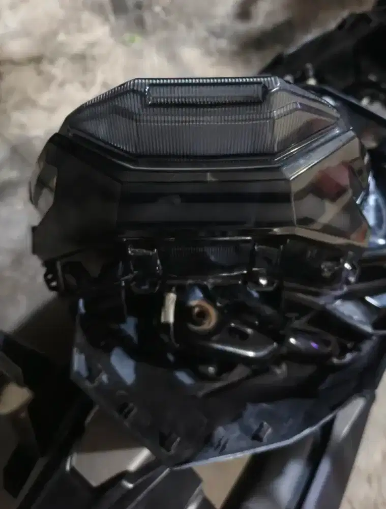 Di jual lampu motor vario 160 lampu depan dan belakang