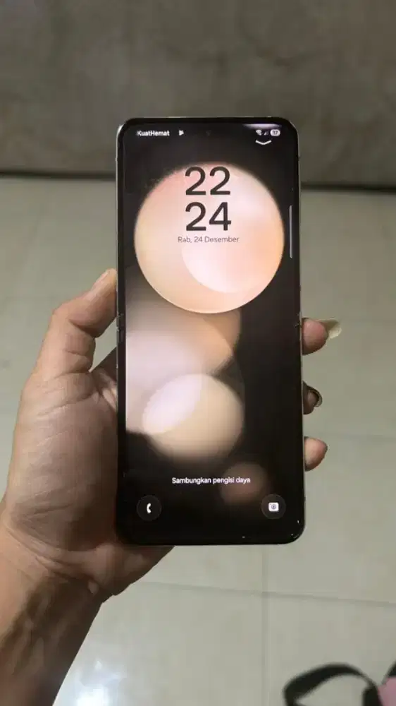 Samsung Z Flip 5 8/512 Sein