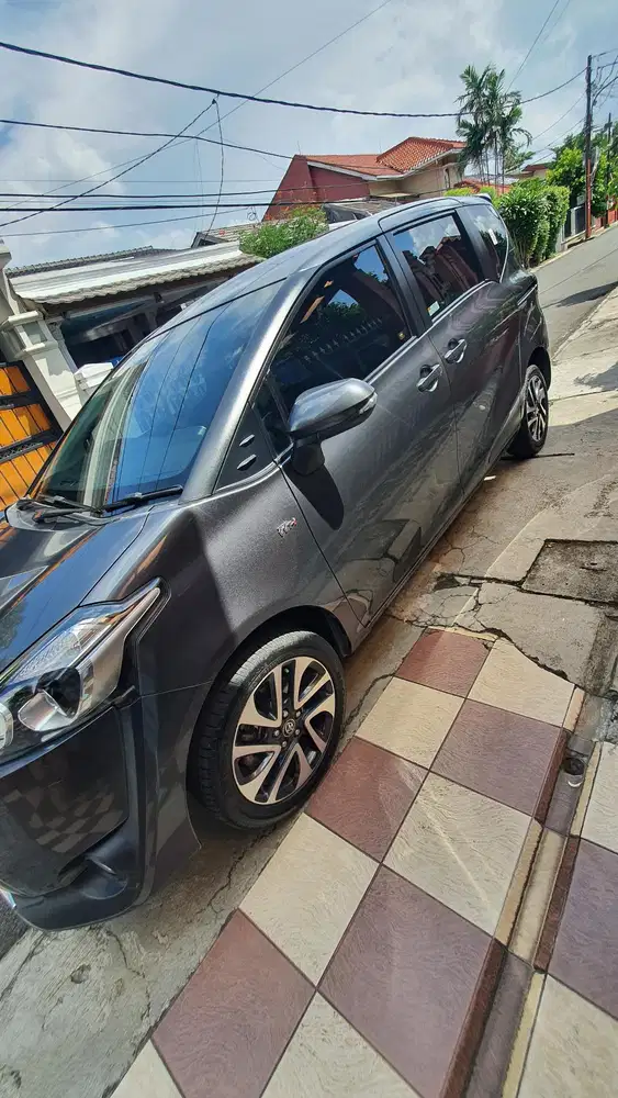 Toyota Sienta 2021 Bensin