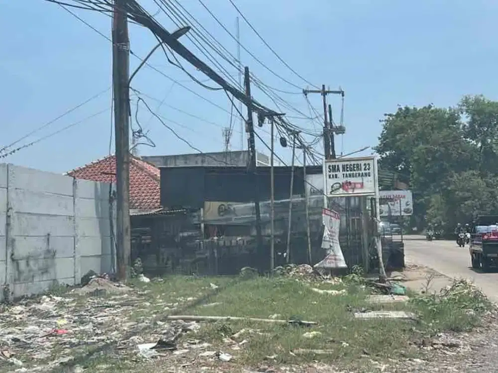 Tanah tepi jalan raya legok