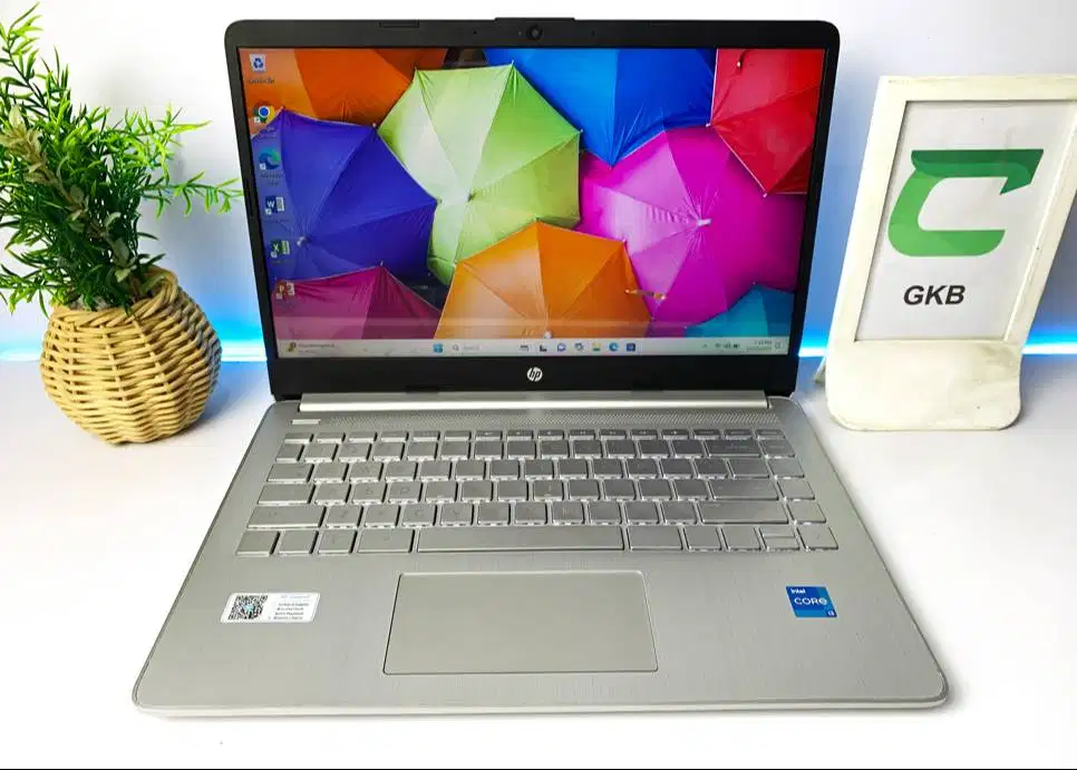 Laptop HP 14s core i3 1215U gen baru Ram 8gb Ssd 512gb Garansi Resmi a