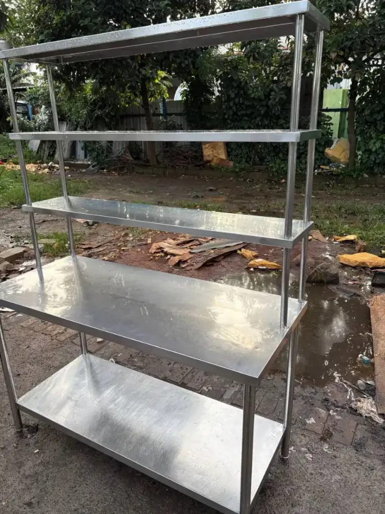 meja 2 susun + upper 3 susun
ukuran 140x60x85
ukuran upper 140x30x105