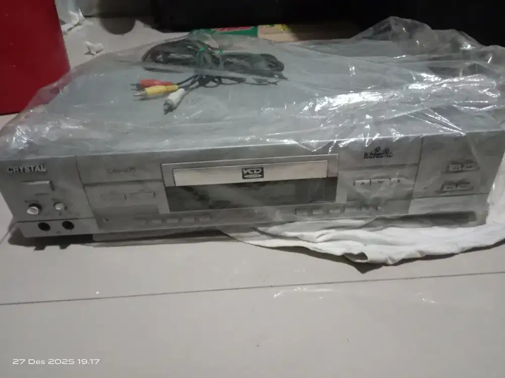 VCD Crystal CAV-335
Normal
Masih bagus