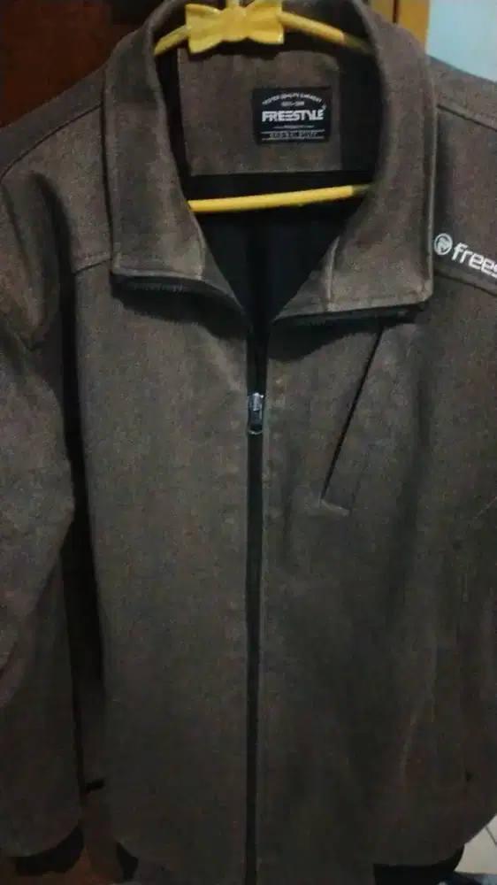 Jaket masih bagus merek freesh stayle kondisi bagus