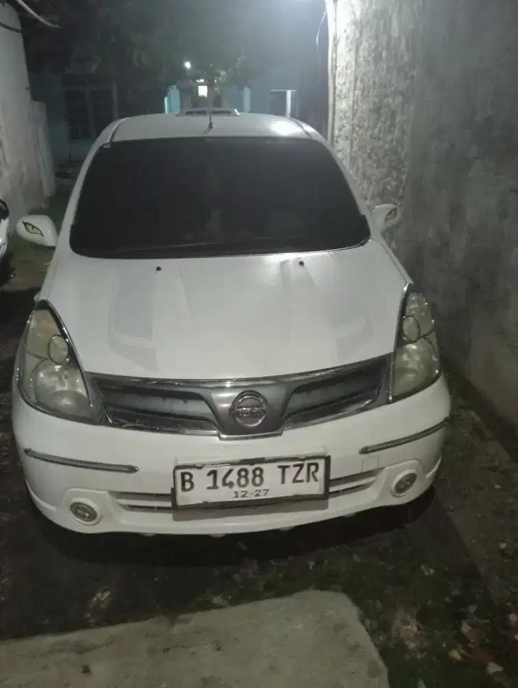 For sale grand Livina XV 1.5 matic tahun 2012 plat sebrang B