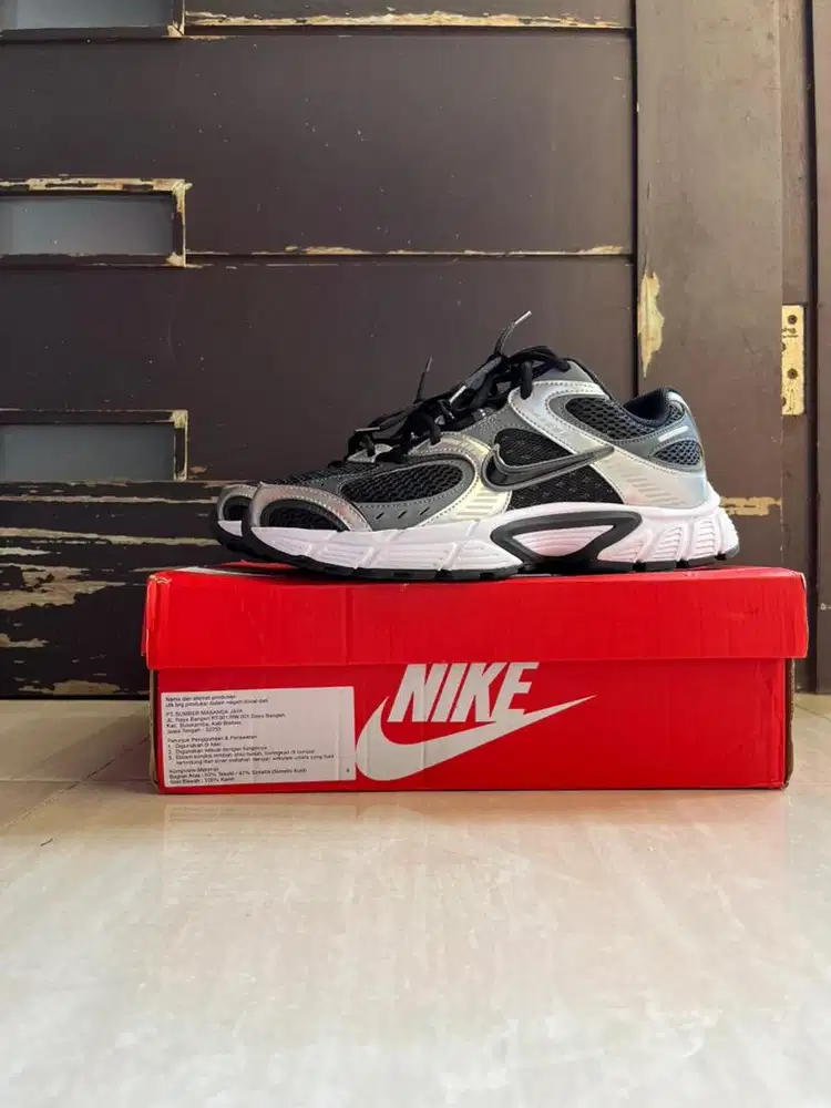 Nike V5 RNR - BLACK-ANTHRACITE