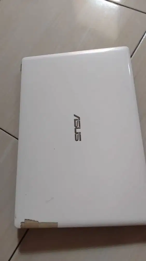 Laptop Asus bekas/second