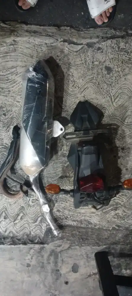 Kenalpot spakbor klx D tracker 2021