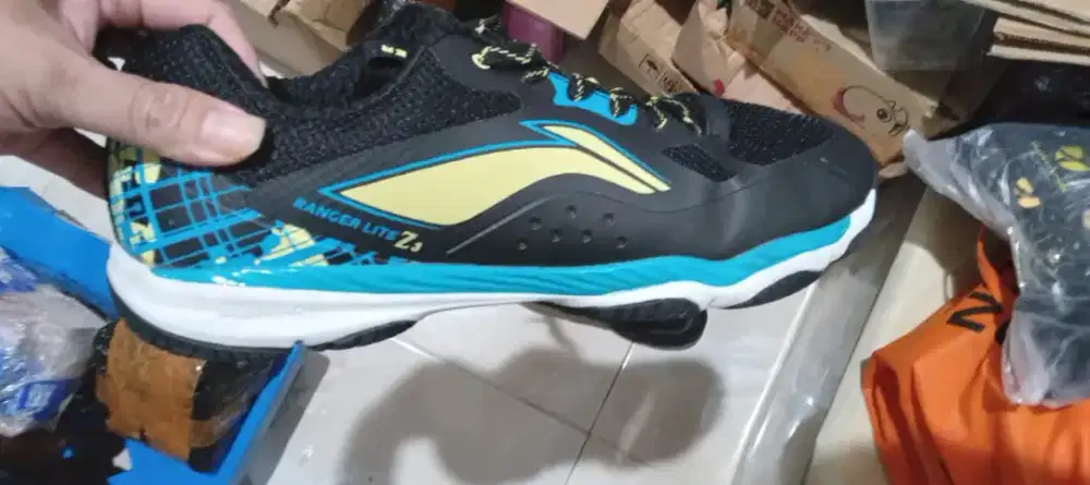 Sepatu Lining ranger lite z3