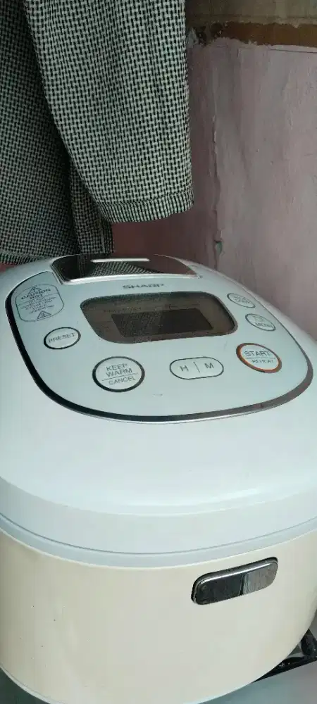 Dijual Rice Cooker Sharp digital