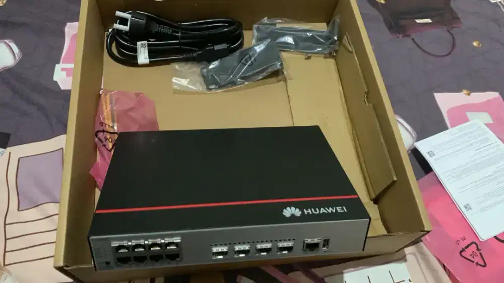 Switch Huawei S5735-L8T4X-A1