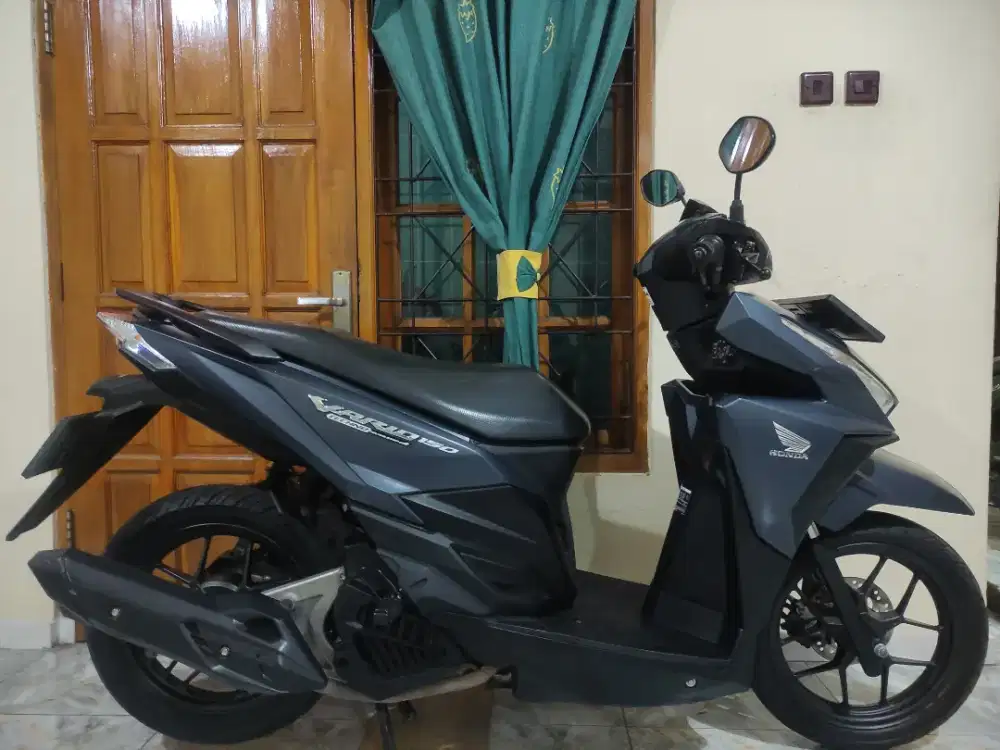 Super istimewa low km vario 150 les cbs iss super mulus no minus