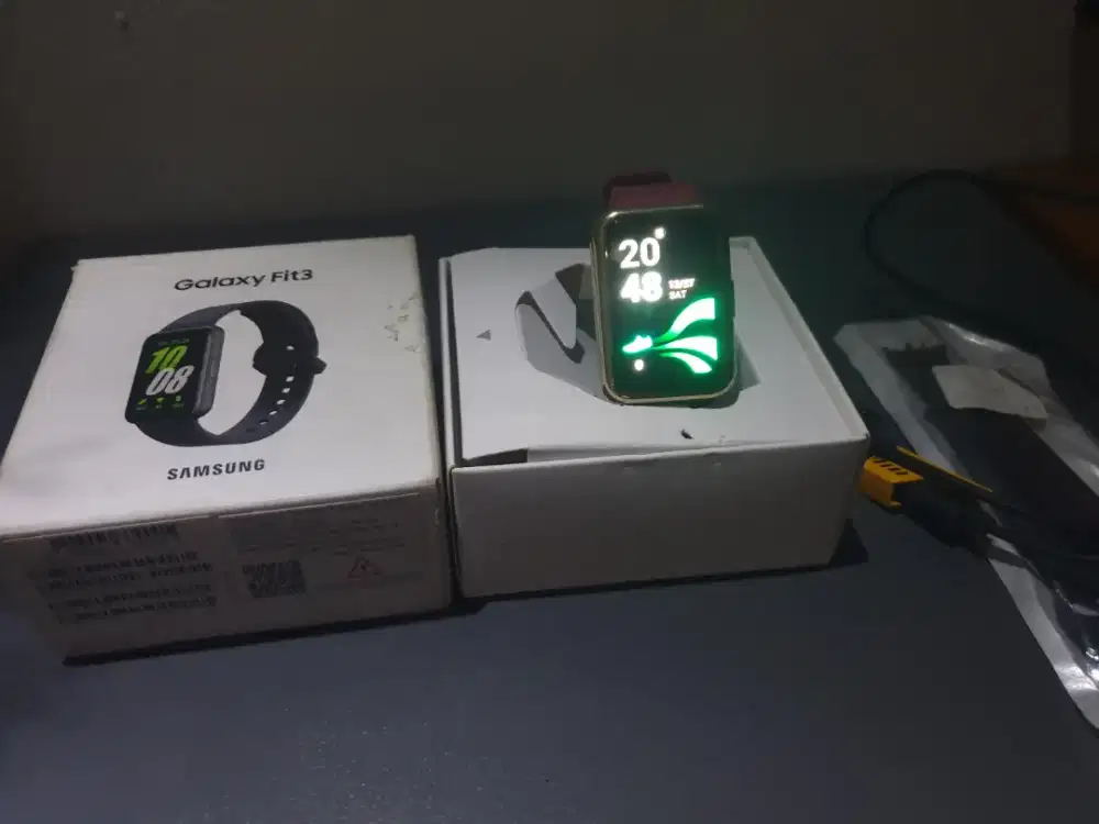 Jam tangan samsung galaxy fit 3 like new