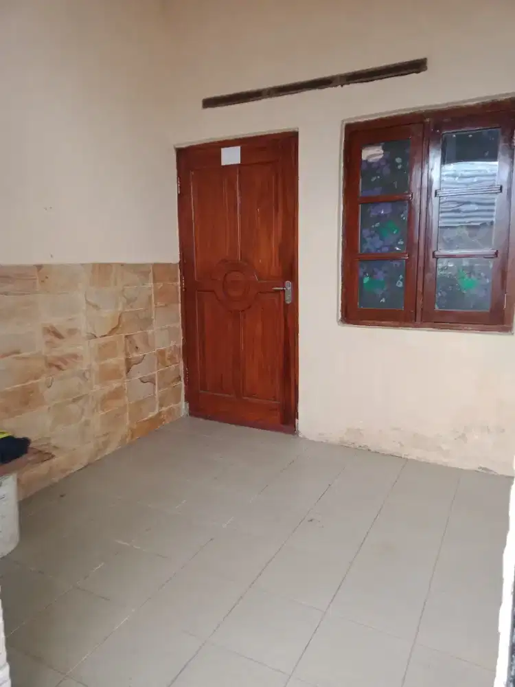 NEGO Disewakan rmh 2lantai(ada GAS ALAM) dkt alun2 kota crb&grage mall