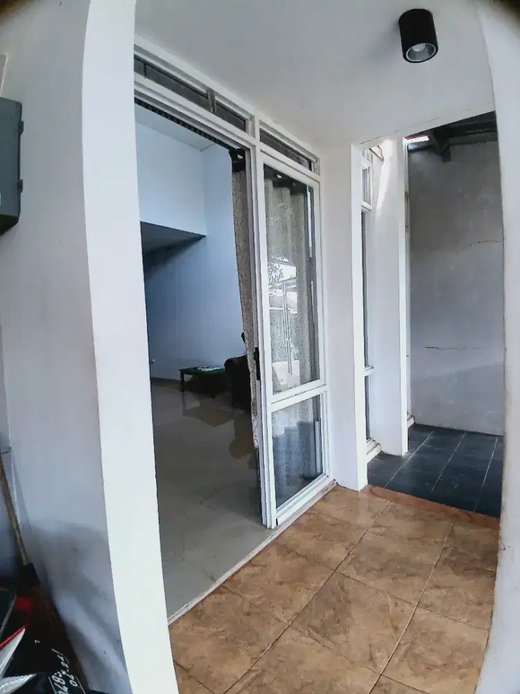 Dikontrakkan rumah di Grand Kawanua CdV Manado