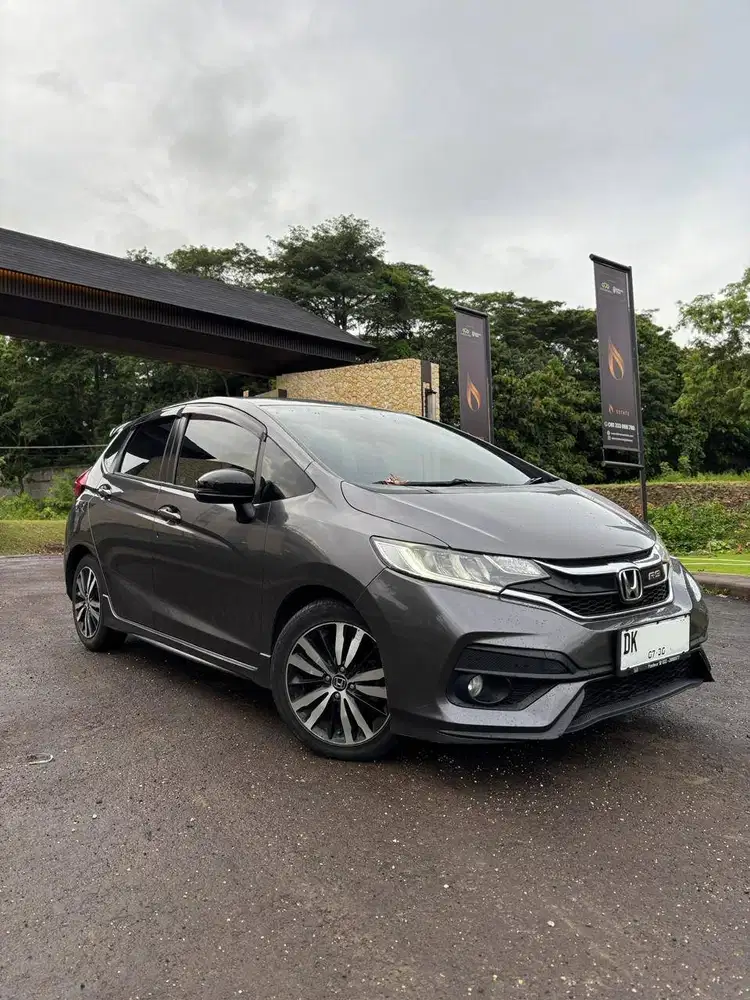 Honda Jazz RS CVT-AT (2019)