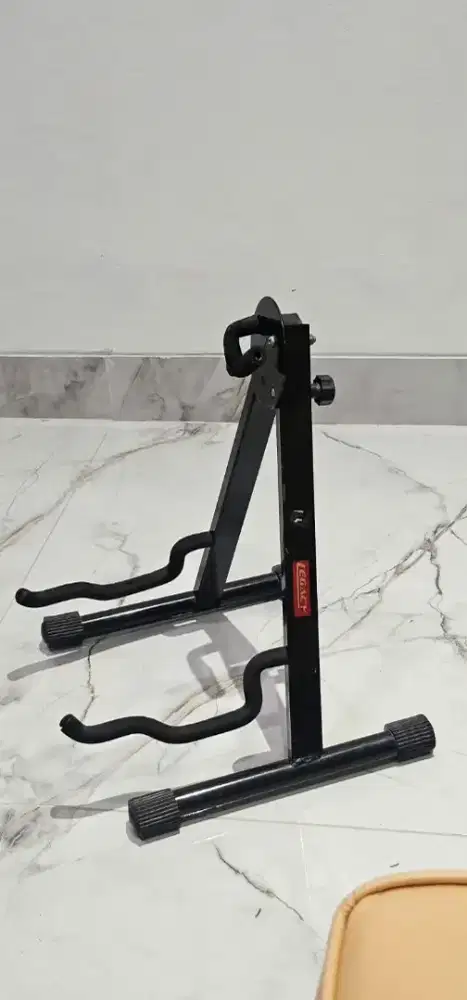 Standing Gitar Legacy second lok Jakarta