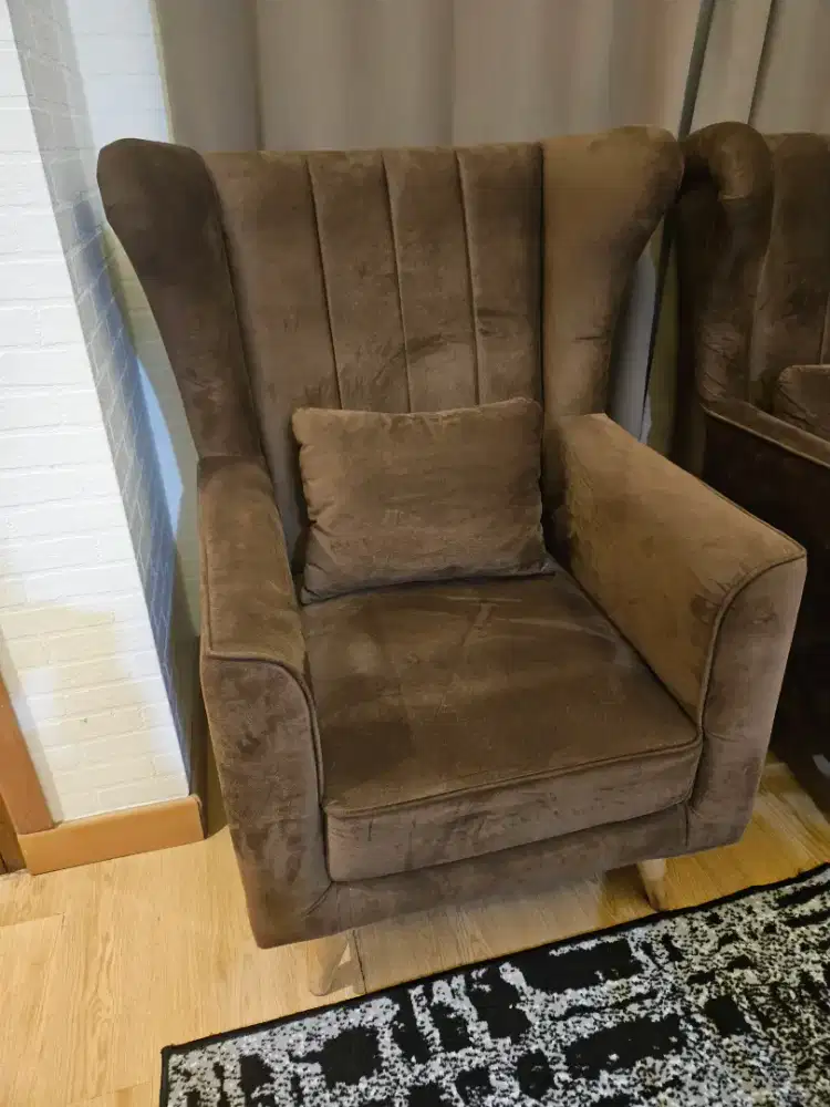 Sofa Garis coklat Beludru cantik