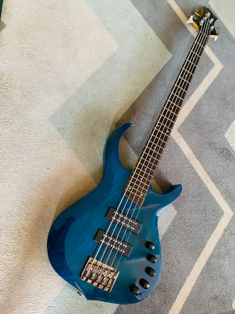 Bass marcus miller 5st aktif (custom)