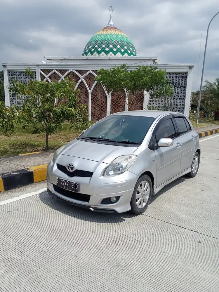 Toyota Yaris 2012 Bensin