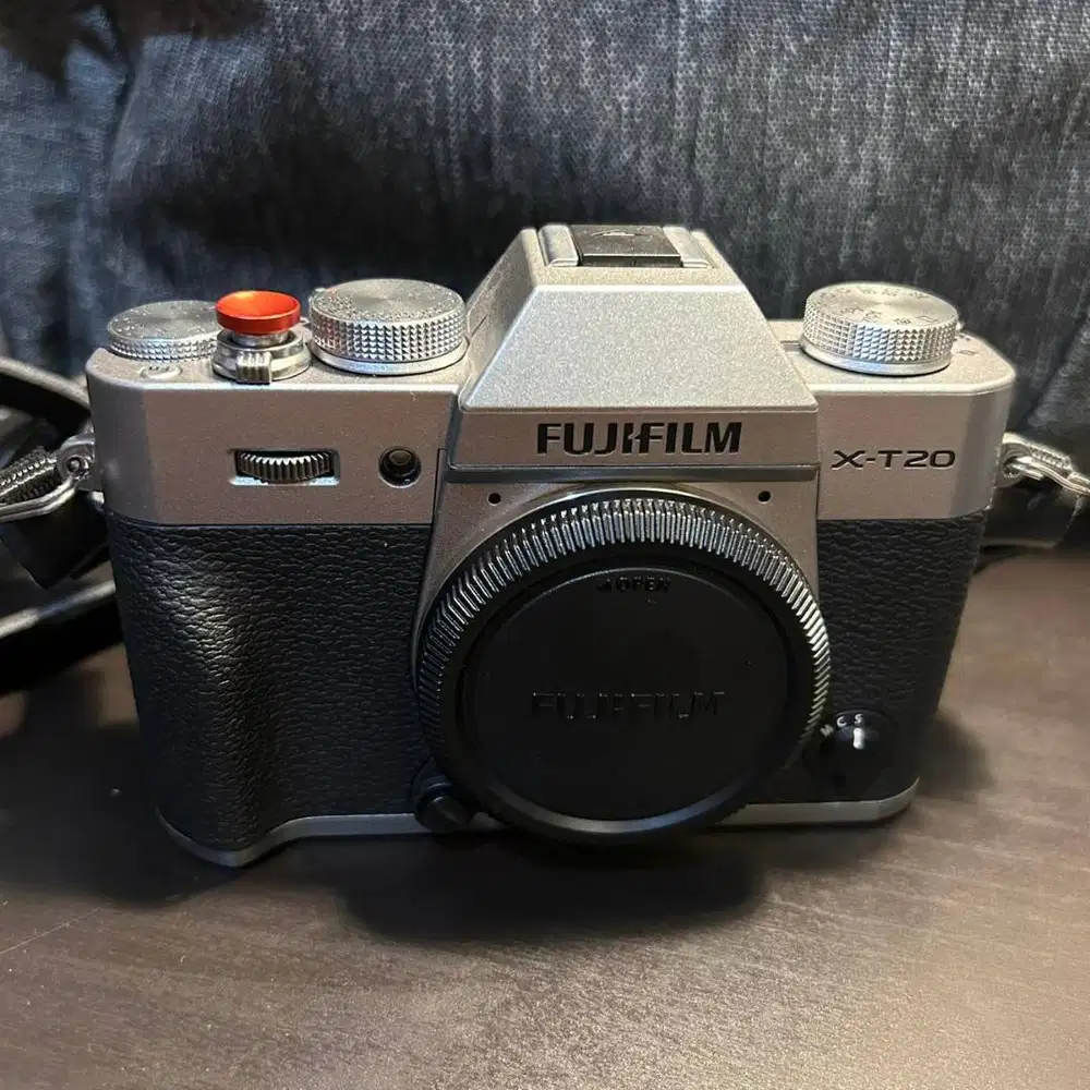 Mirrorless Fujifilm XT20 Silver