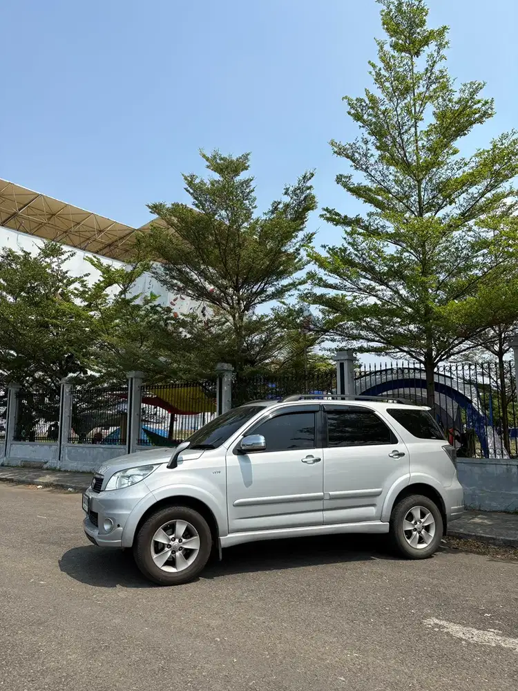 Toyota Rush 2012 Bensin